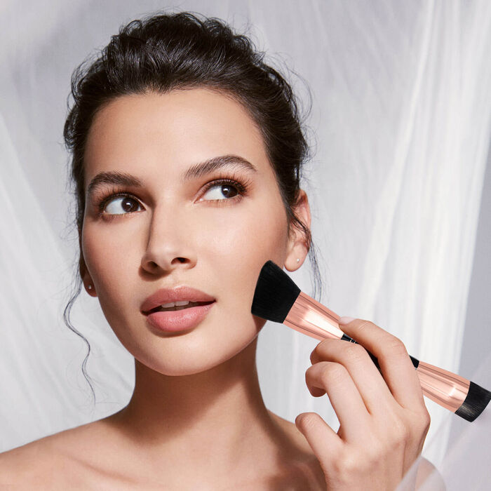 Airbrush Spray Silk Foundation with Buffing Brush Luminess Cosmetics