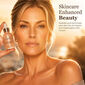 Glowing skin finish with Liquid Mirage Glow foundation image number null