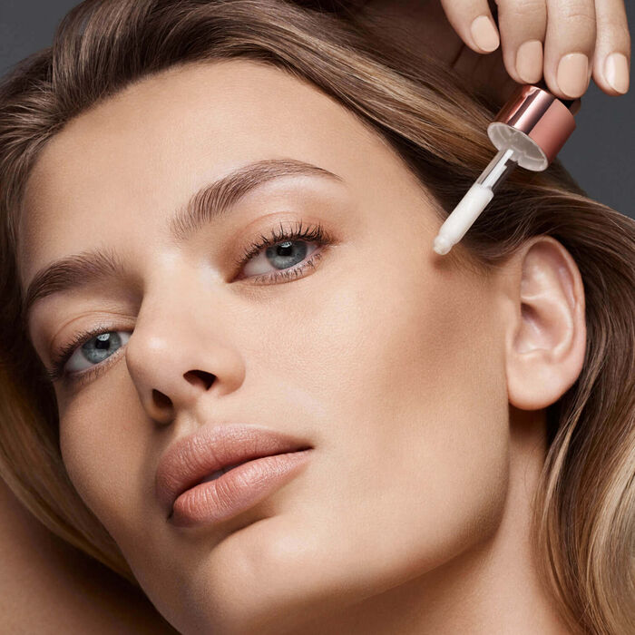 Velvet Veil Skin Perfecting Serum 15 mL